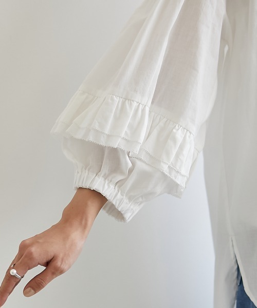 CHIC STYLE（シックスタイル）の「＜大きいサイズ＞綿100％袖フリルスキッパーブラウス シックスタイル（シャツ/ブラウス・レディース・オフホワイト/ブラック・L/LL/3L/4L/5L）」の17枚目の写真