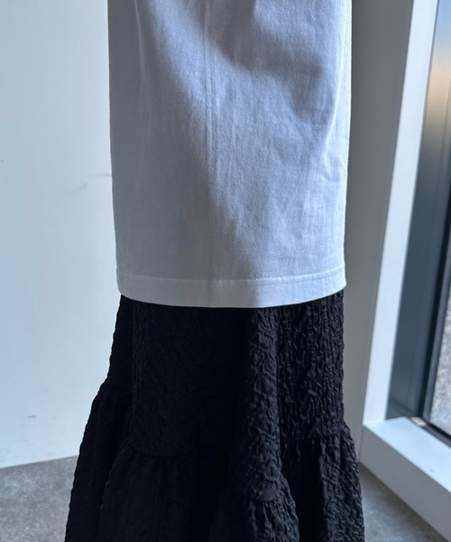DouDou(ドゥドゥ)の「【WEB限定】ClesフロッキーロゴTEE(Tシャツ/カットソー・レディース・ベージュ/ホワイト/チャコールグレー/オフホワイト・FREE)」の13枚目の写真