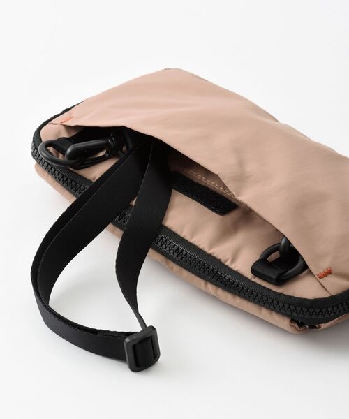 TRAVEL SHOP MILESTO(トラベルショップミレスト)の「TROT マルチショルダーバッグ MLS878(ショルダーバッグ・レディース・グレー/ベージュ/ブラック/カーキ・フリ-)」の9枚目の写真