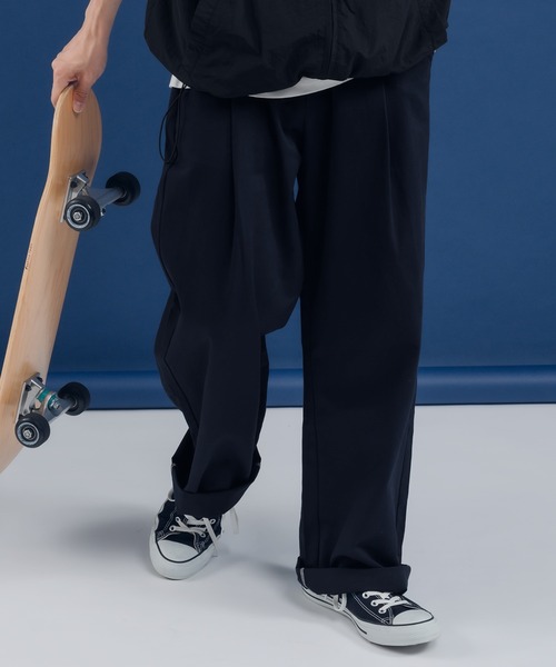 MUHET（ミュエータ）の「ベルト付きチノパンツ（チノパンツ・レディース・オフホワイト/ネイビー/ベージュ・SMALL/MEDIUM/X-LARGE）」の3枚目の写真