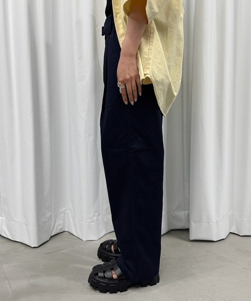 MUHET（ミュエータ）の「ベルト付きチノパンツ（チノパンツ・レディース・オフホワイト/ネイビー/ベージュ・SMALL/MEDIUM/X-LARGE）」の15枚目の写真