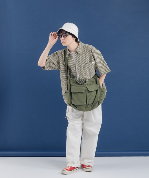 MUHET（ミュエータ）の「ベルト付きチノパンツ（チノパンツ・レディース・オフホワイト/ネイビー/ベージュ・SMALL/MEDIUM/X-LARGE）」の17枚目の写真