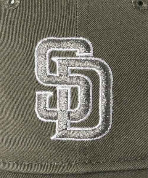 NEW ERA（ニューエラ）の「NEW ERA/ニューエラ キャップ 9TWENTY クロスストラップ サンディエゴ・パドレス ムラサキスポーツ カスタムカラー 13731671（キャップ・メンズ・グリーン・FREE）」の19枚目の写真