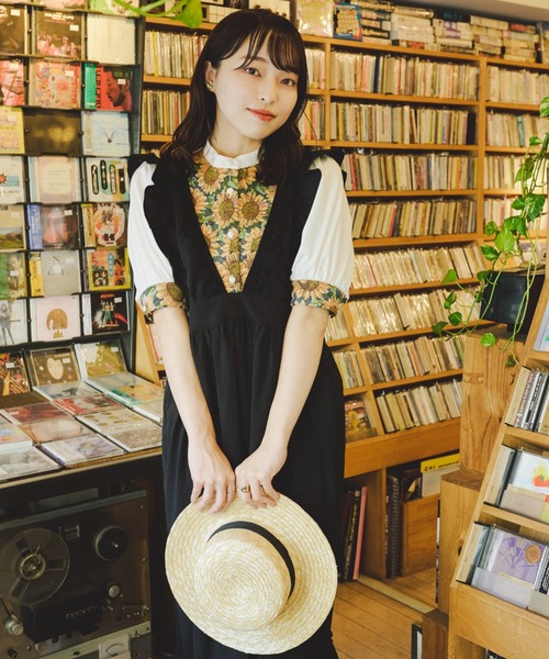 kutir(クティール)の「【クティールとレトロ】2WAYフリルキャミワンピース(ワンピース・レディース・オフホワイト/ブラック/ブルー・MEDIUM/SMALL/LARGE)」の16枚目の写真