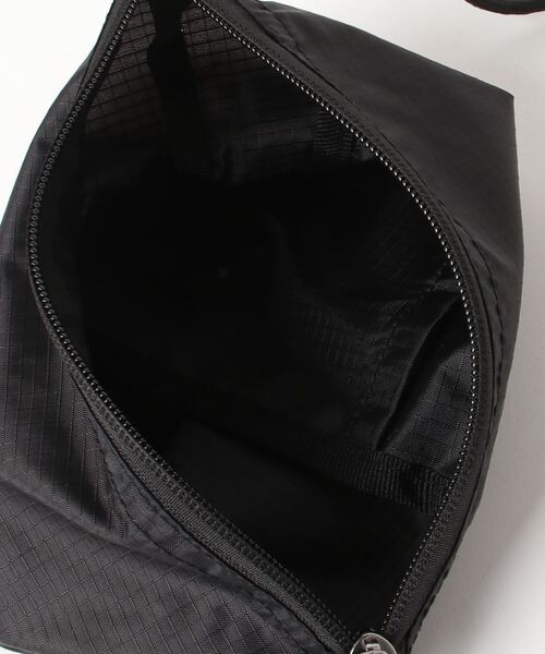 United Athle（ユナイテッドアスレ）の「【UNITED ATHLE】ユナイテッドアスレ ライトナイロン リップストップ サコッシュ 1420（ショルダーバッグ・レディース・オリーブ/ダークベージュ/オフホワイト/ネイビー/ブラック/オレンジ/ミント・FREE）」の8枚目の写真