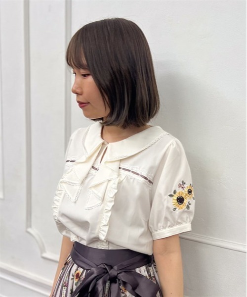 M1ck　apolina アポリナ　ピンク 緑刺繍 フリル襟 長袖ブラウス フリル襟 刺繍 ブラウス M 11412 | Raglana
