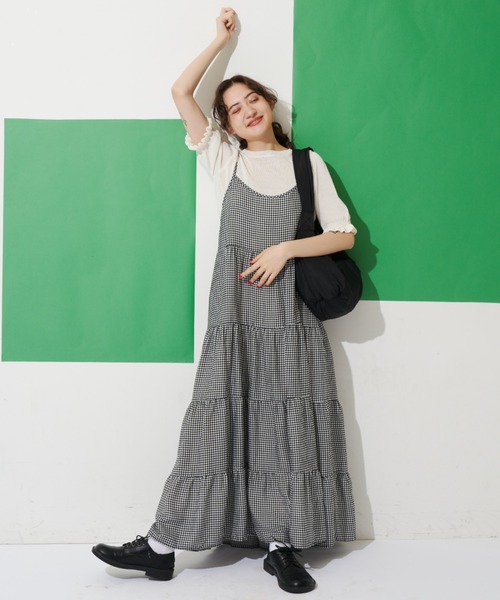 MERLOT（メルロー）の「ギンガムチェックキャミワンピース（ワンピース・レディース・グリーン/ブルー/ブラック・FREE）」の4枚目の写真