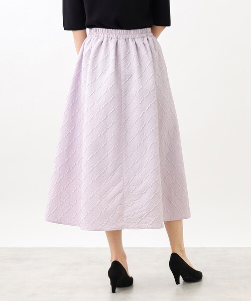couture brooch（クチュールブローチ）の「◆【S-LL/着心地ラクチン、きれい見え】ぽこぽこジャカードフレアスカート（スカート・レディース・ライトパープル/ブラック/ブラウン系その他・36/38/40/42）」の15枚目の写真