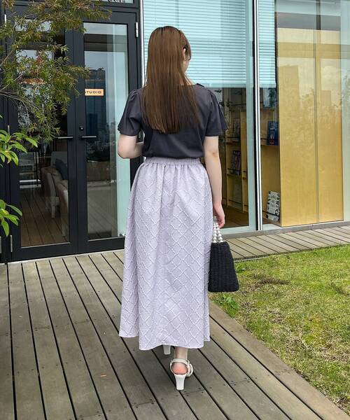 couture brooch（クチュールブローチ）の「◆【S-LL/着心地ラクチン、きれい見え】ぽこぽこジャカードフレアスカート（スカート・レディース・ライトパープル/ブラック/ブラウン系その他・36/38/40/42）」の18枚目の写真