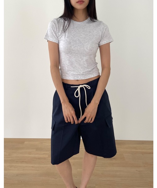 Didot.showroom(ディドット ショールーム)の「ベーシッククロップドコンパクトT(Tシャツ/カットソー・レディース・ベージュ/ブラック/ヘザーグレー/ホワイト・FREE)」の12枚目の写真