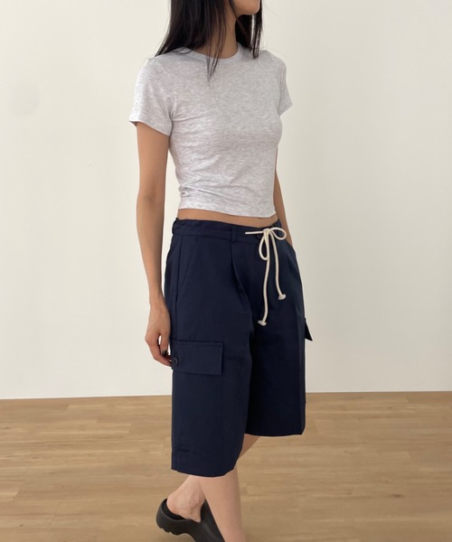 Didot.showroom(ディドット ショールーム)の「ベーシッククロップドコンパクトT(Tシャツ/カットソー・レディース・ベージュ/ブラック/ヘザーグレー/ホワイト・FREE)」の14枚目の写真