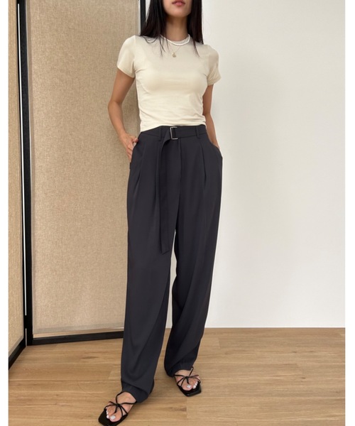 Didot.showroom(ディドット ショールーム)の「ベーシッククロップドコンパクトT(Tシャツ/カットソー・レディース・ベージュ/ブラック/ヘザーグレー/ホワイト・FREE)」の21枚目の写真