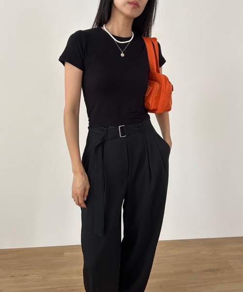 Didot.showroom(ディドット ショールーム)の「ベーシッククロップドコンパクトT(Tシャツ/カットソー・レディース・ベージュ/ブラック/ヘザーグレー/ホワイト・FREE)」の8枚目の写真