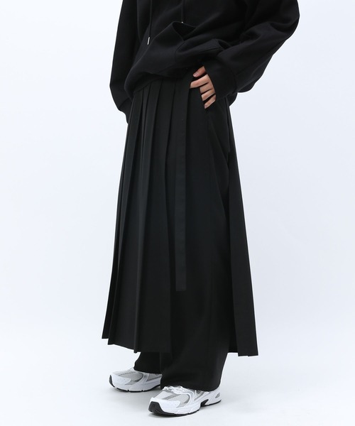 Anui（アニュイ）の「【TGC teen 着用アイテム/UNISEX】プリーツスカート×スラックス（その他パンツ・レディース・ストライプ/ブラック・S/M）」の9枚目の写真