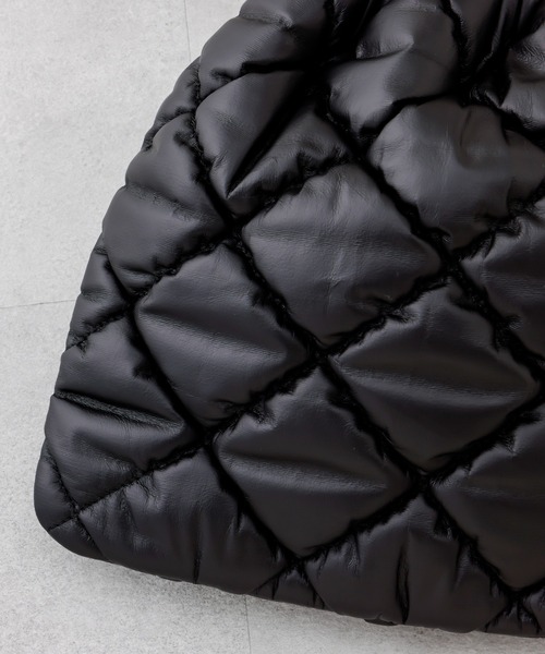 DISCOAT(ディスコート)の「キルティング巾着バッグ(ショルダーバッグ・レディース・ブラック・FREE)」の13枚目の写真