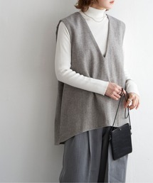 ヘリンボーンVネックベスト