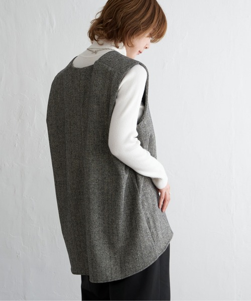 notch.（ノッチ）の「ヘリンボーンVネックベスト（ベスト・レディース・ブラック/グレー・M）」の14枚目の写真