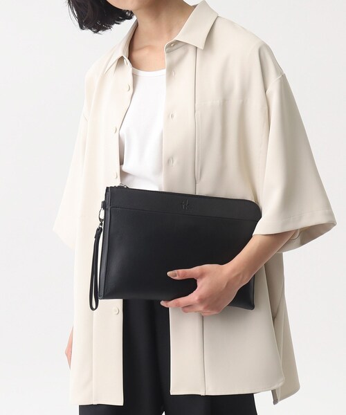 tk.TAKEO KIKUCHI(ティーケータケオキクチ)の「【WEB限定】レザー調ジップクラッチバッグ(クラッチバッグ・レディース・ブラック/ブルー系その他/ブラック系5/ダークグレー・00)」の15枚目の写真