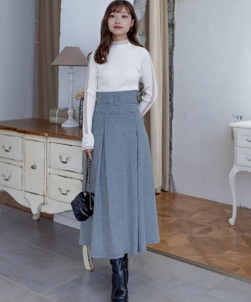 clear（クリア）の「シアーフリルネックリブニットトップス（ニット/セーター・レディース・ブラック/アイボリー/ピンクベージュ・F）」の13枚目の写真