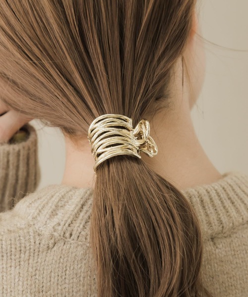 SMELLY(スメリー)の「メタルモヨウバンス(バレッタ/ヘアクリップ・レディース・ゴールド・-)」の3枚目の写真