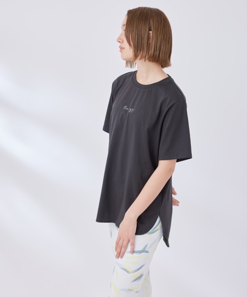 NERGY（ナージー）の「【接触冷感 & UV】SURREALISMグラフィックTシャツ（Tシャツ/カットソー・レディース・ブルー/ホワイト/ブラック・FREE）」の8枚目の写真