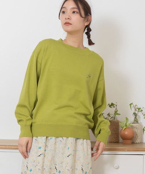 POU DOU DOU(プードゥドゥ)の「ワンポイントとり刺繍ベーシックニット(ニット/セーター・レディース・ベージュ/ブラック/ピンク/ライトグリーン/ブルー・3)」の3枚目の写真