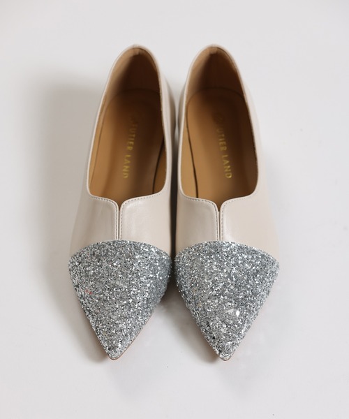 Futier land（フューティアランド）の「《新色追加》Vカットポインテッドフラットシューズ（パンプス・レディース・ブラック/アイボリー系/ブラック系/アイボリー/シルバー・36/37/38/39/40）」の12枚目の写真