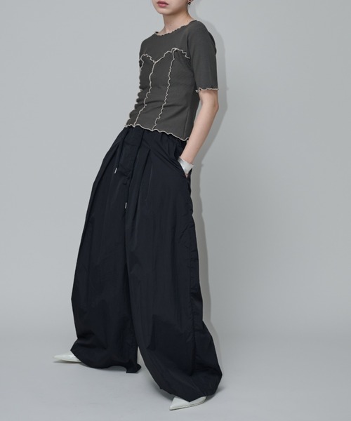Aunt Marie's（アントマリーズ）の「ビスチェライクメロートップス（Tシャツ/カットソー・レディース・ブルー/チャコールグレー/ブラック/ホワイト・FREE）」の13枚目の写真