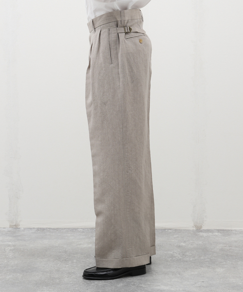 EDIFICE LA BOUCLE（エディフィスラブークル）の「【LA BOUCLE / ラブ―クル】ウール/リネン ウェザー  サイドアジャストパンツ（スラックス・メンズ・ライトグレー/アイボリー/カーキ・MEDIUM/LARGE）」の8枚目の写真