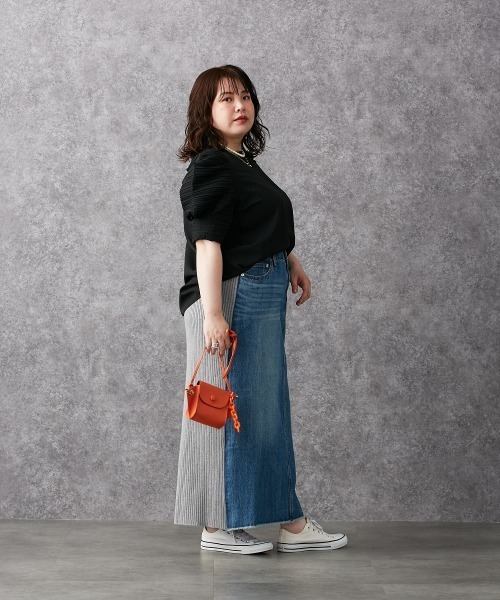 GEVS.(ジェイヴィス)の「 バックリブデニムロングタイトスカート <大きいサイズ有>GEVS.(スカート・レディース・ネイビー系/ブルー系・LL/3L/4L/5L/M/L)」の8枚目の写真
