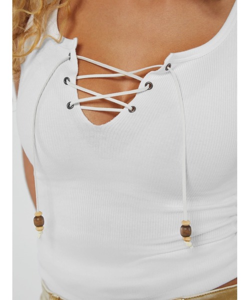 Guess(ゲス)の「GUESS Originals Lace-Up Rib Tank タンクトップ レディース(タンクトップ・レディース・ホワイト・MEDIUM/SMALL/X-SMALL)」の6枚目の写真