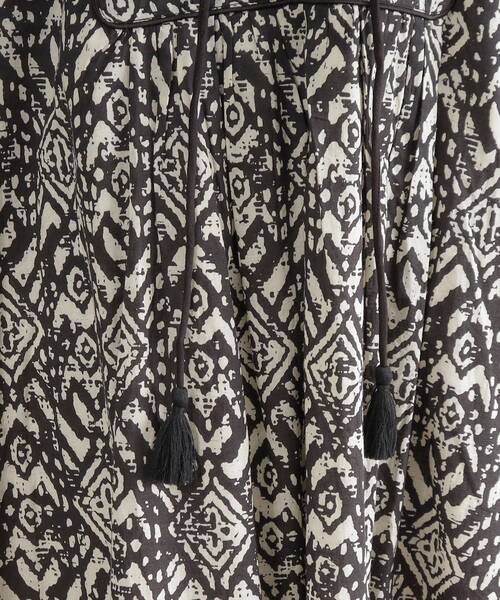 OPAQUE.CLIP（オペークドットクリップ）の「◆≪made in INDIA≫プリントアソートスモックワンピース【洗える】（ワンピース・レディース・ホワイト系3/ブラック系・00）」の10枚目の写真