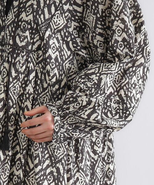 OPAQUE.CLIP（オペークドットクリップ）の「◆≪made in INDIA≫プリントアソートスモックワンピース【洗える】（ワンピース・レディース・ホワイト系3/ブラック系・00）」の15枚目の写真