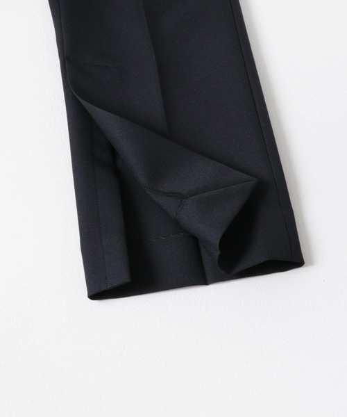 URBAN RESEARCH（アーバンリサーチ）の「サイドベンツストレートパンツ（その他パンツ・レディース・ブラック/ベージュ・38/36）」の4枚目の写真