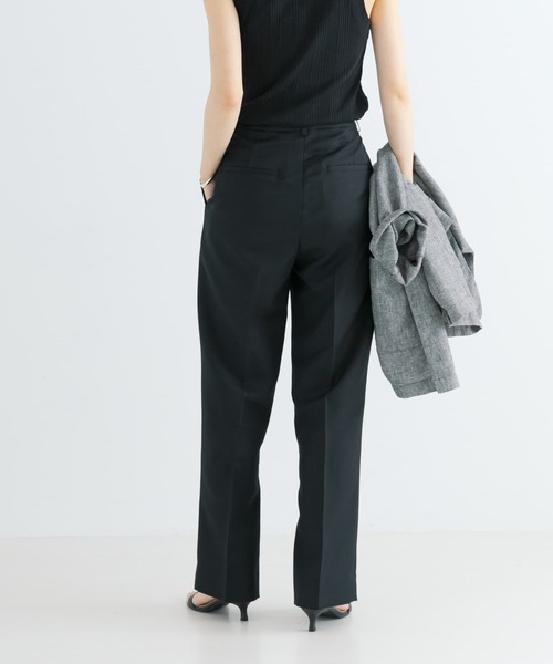 URBAN RESEARCH（アーバンリサーチ）の「サイドベンツストレートパンツ（その他パンツ・レディース・ブラック/ベージュ・38/36）」の12枚目の写真