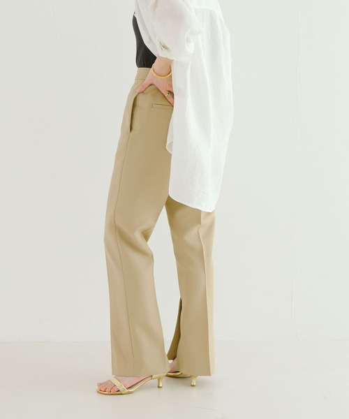 URBAN RESEARCH（アーバンリサーチ）の「サイドベンツストレートパンツ（その他パンツ・レディース・ブラック/ベージュ・38/36）」の16枚目の写真