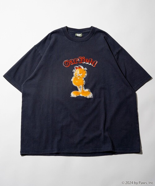 FREAK'S STORE(フリークスストア)の「FREAK’S STORE/フリークスストア Garfield/ガーフィールド フロッキープリント ショートスリーブTシャツ/半袖/リラックスフィット(Tシャツ/カットソー・メンズ・オフホワイト/ブラック/ネイビー・MEDIUM/LARGE)」の15枚目の写真