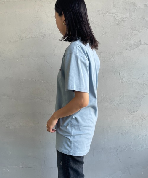 [carhartt WIP/カーハートダブリューアイピー] AMERICAN SCRIPT ワンポイント刺繍ロゴ ショートスリーブTシャツ（Tシャツ/カットソー）｜Carhartt WIP（カーハートダブリューアイピー）