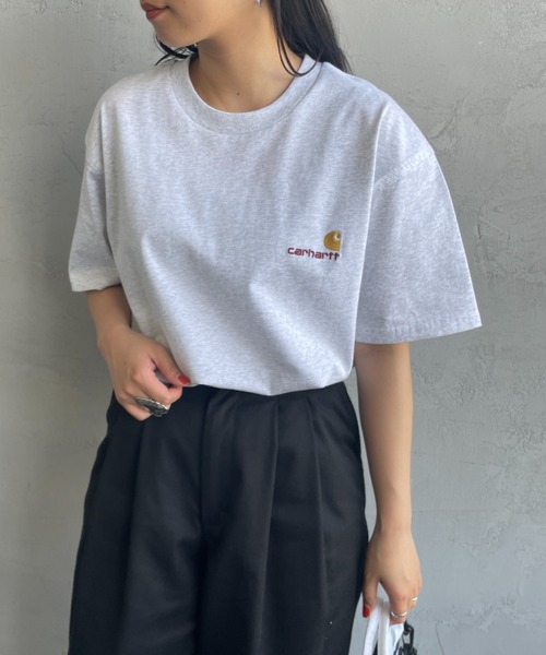 [carhartt WIP/カーハートダブリューアイピー] AMERICAN SCRIPT ワンポイント刺繍ロゴ ショートスリーブTシャツ（Tシャツ/カットソー）｜Carhartt WIP（カーハートダブリューアイピー）