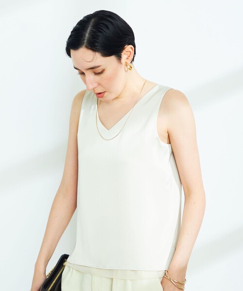 NOLLEY’S（ノーリーズ）の「オトナサテン2WAYタンクトップ（タンクトップ・レディース・ホワイト/ブラック/ベージュ・38/36）」の17枚目の写真