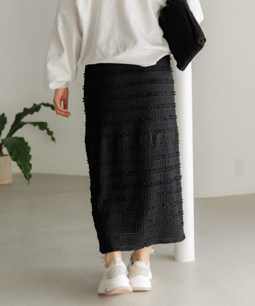 flower(フラワー)の「タイニーフリルスカート(スカート・レディース・ブラック/アイボリー・FREE)」の4枚目の写真