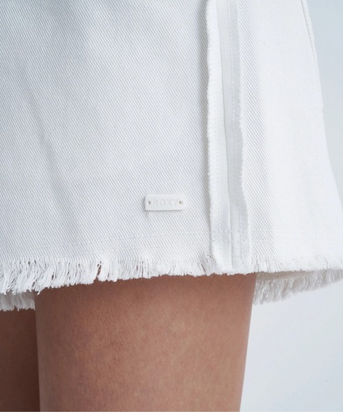 ROXY(ロキシー)の「HOLA BONITA/ロキシーデニム感ボードショーツ・サーフトランクス(水着)(水着・レディース・ブラック/ホワイト・SMALL/MEDIUM/LARGE)」の16枚目の写真