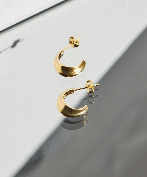 ear PAPILLONNER(イアパピヨネ)の「《スターリングシルバー使用/オフィススタイル》ディスクピアス(ピアス(両耳用)・レディース・ゴールド/シルバー・FREE)」の3枚目の写真