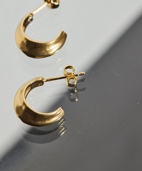 ear PAPILLONNER(イアパピヨネ)の「《スターリングシルバー使用/オフィススタイル》ディスクピアス(ピアス(両耳用)・レディース・ゴールド/シルバー・FREE)」の5枚目の写真