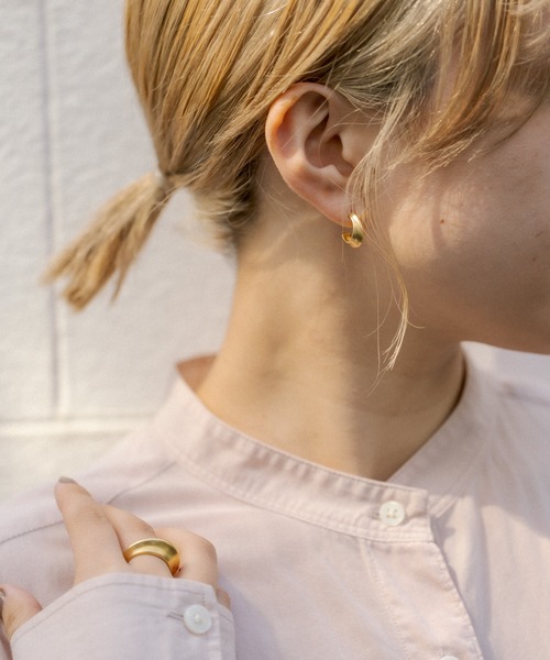 ear PAPILLONNER(イアパピヨネ)の「《スターリングシルバー使用/オフィススタイル》ディスクピアス(ピアス(両耳用)・レディース・ゴールド/シルバー・FREE)」の9枚目の写真