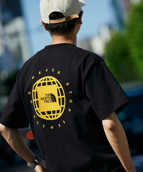 THE NORTH FACE(ザノースフェイス)の「THE NORTH FACE S/S GEO Square Logo Tee NT32451(Tシャツ/カットソー・メンズ・ホワイト/ブラック・MEDIUM/LARGE/X-LARGE)」の2枚目の写真
