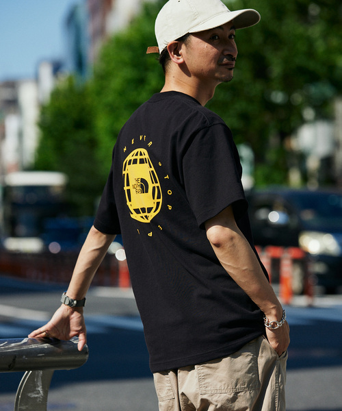 THE NORTH FACE(ザノースフェイス)の「THE NORTH FACE S/S GEO Square Logo Tee NT32451(Tシャツ/カットソー・メンズ・ホワイト/ブラック・MEDIUM/LARGE/X-LARGE)」の13枚目の写真