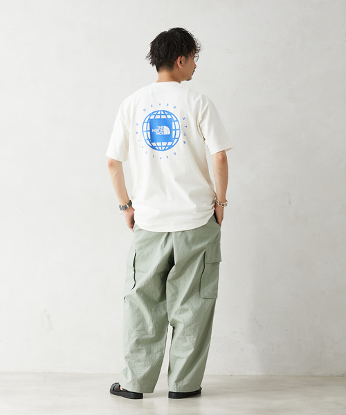 THE NORTH FACE(ザノースフェイス)の「THE NORTH FACE S/S GEO Square Logo Tee NT32451(Tシャツ/カットソー・メンズ・ホワイト/ブラック・MEDIUM/LARGE/X-LARGE)」の19枚目の写真