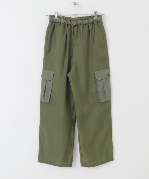 ITEMS URBANRESEARCH（アイテムズ アーバンリサーチ）の「シアーカーゴパンツ（カーゴパンツ・レディース・ブラック/カーキ・FREE）」の17枚目の写真