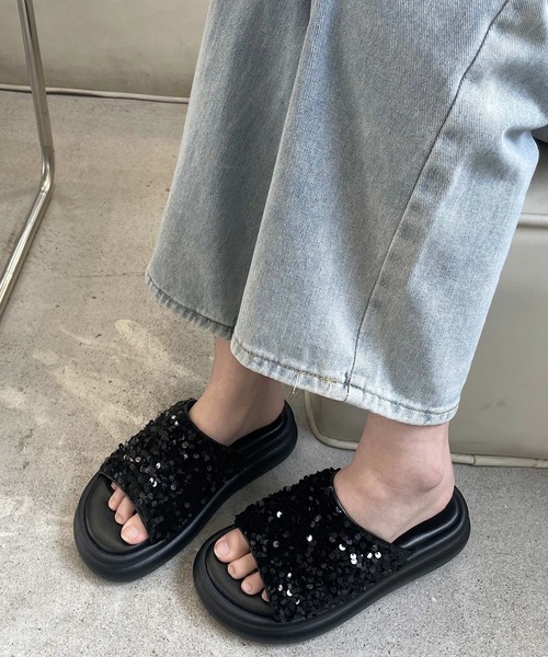 shopnikoniko(ショップニコニコ)の「スパンコール ボリューム 厚底サンダル(サンダル・レディース・シルバー/ホワイト/ブラック・S/LL/L/M)」の21枚目の写真